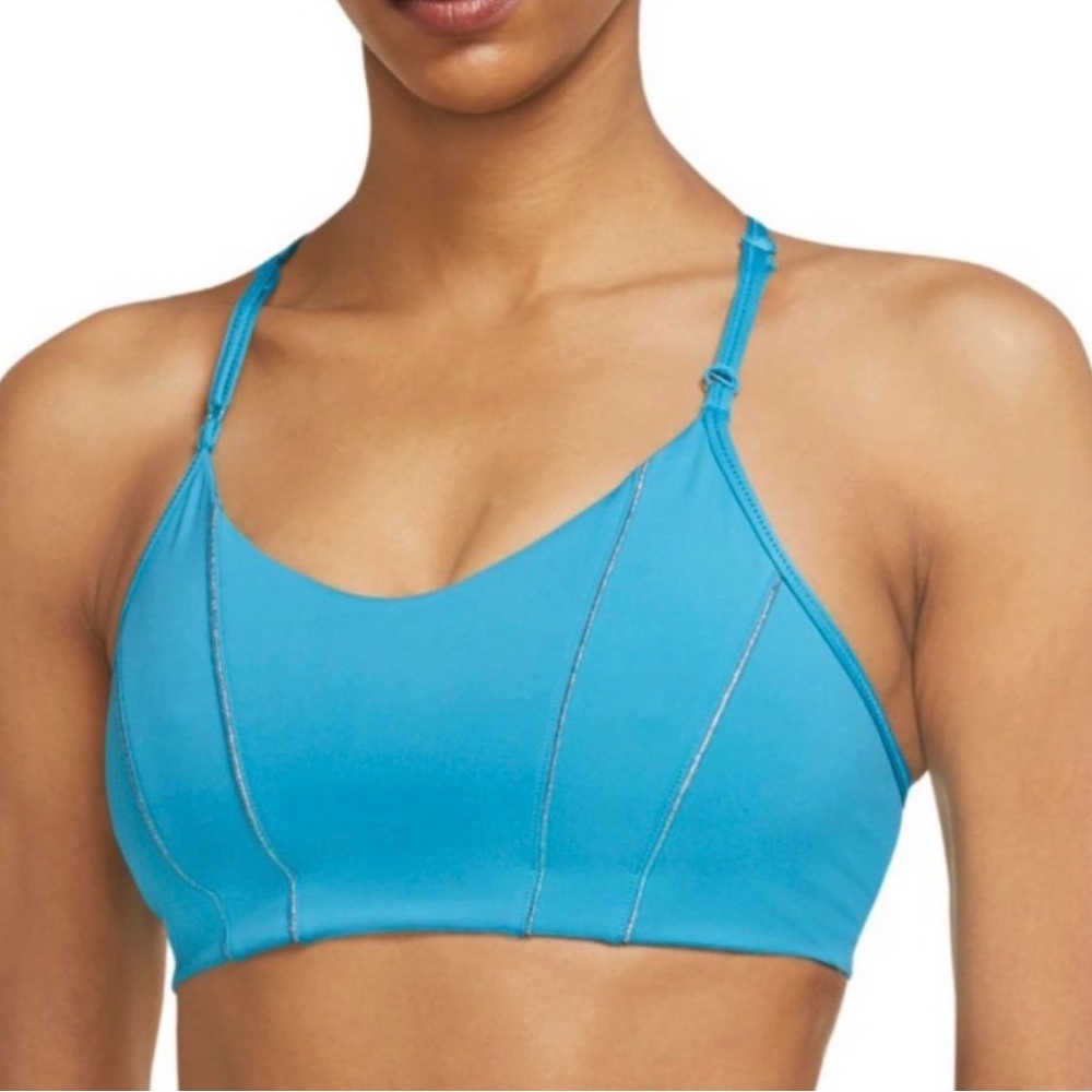 Nike Indy Women's Blue Sports Bra with‎ rhinestones size Medium NWT